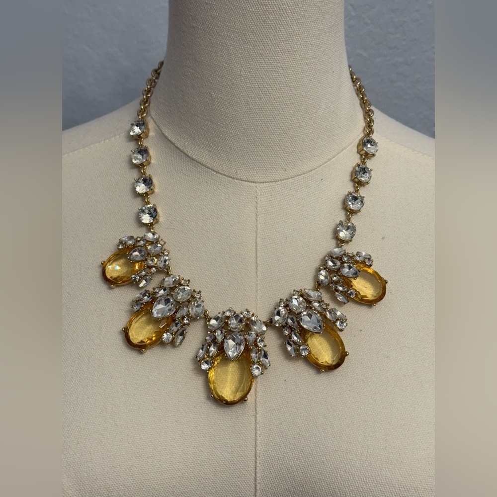 💛TALBOTS CRYSTAL NECKLACE💛
